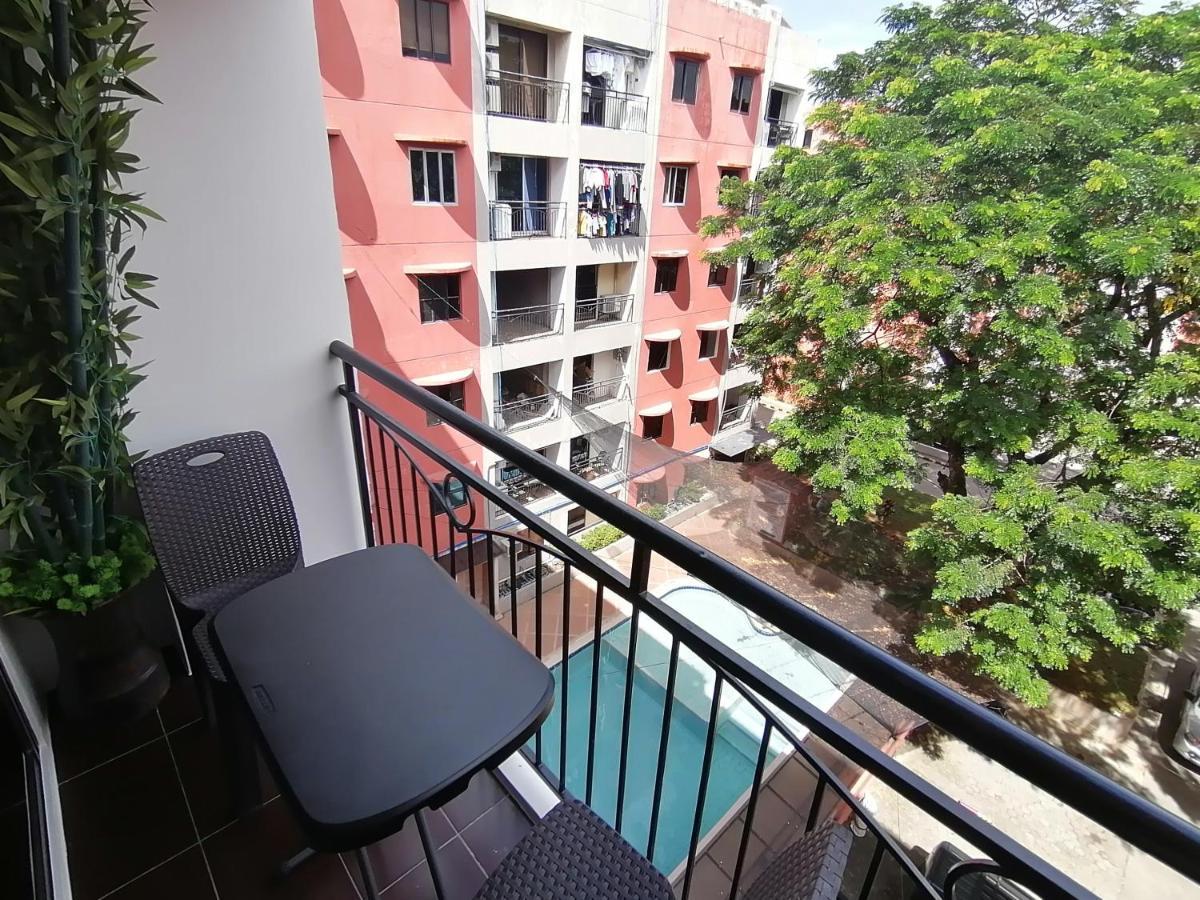 מקטאן Condo Azur Suites E507 Near Airport, Netflix, Stylish, Cozy With Swimming Pool מראה חיצוני תמונה