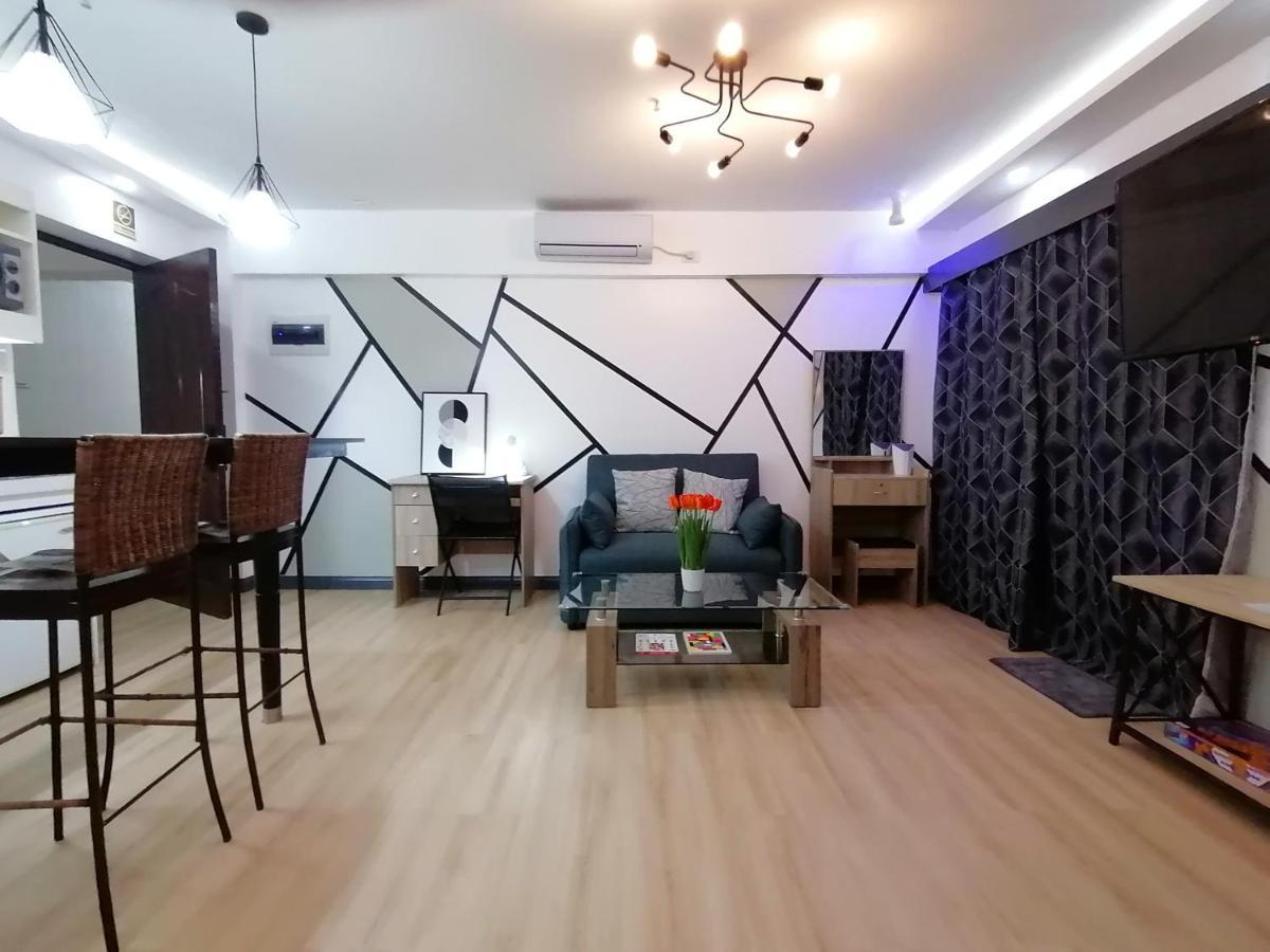 מקטאן Condo Azur Suites E507 Near Airport, Netflix, Stylish, Cozy With Swimming Pool מראה חיצוני תמונה